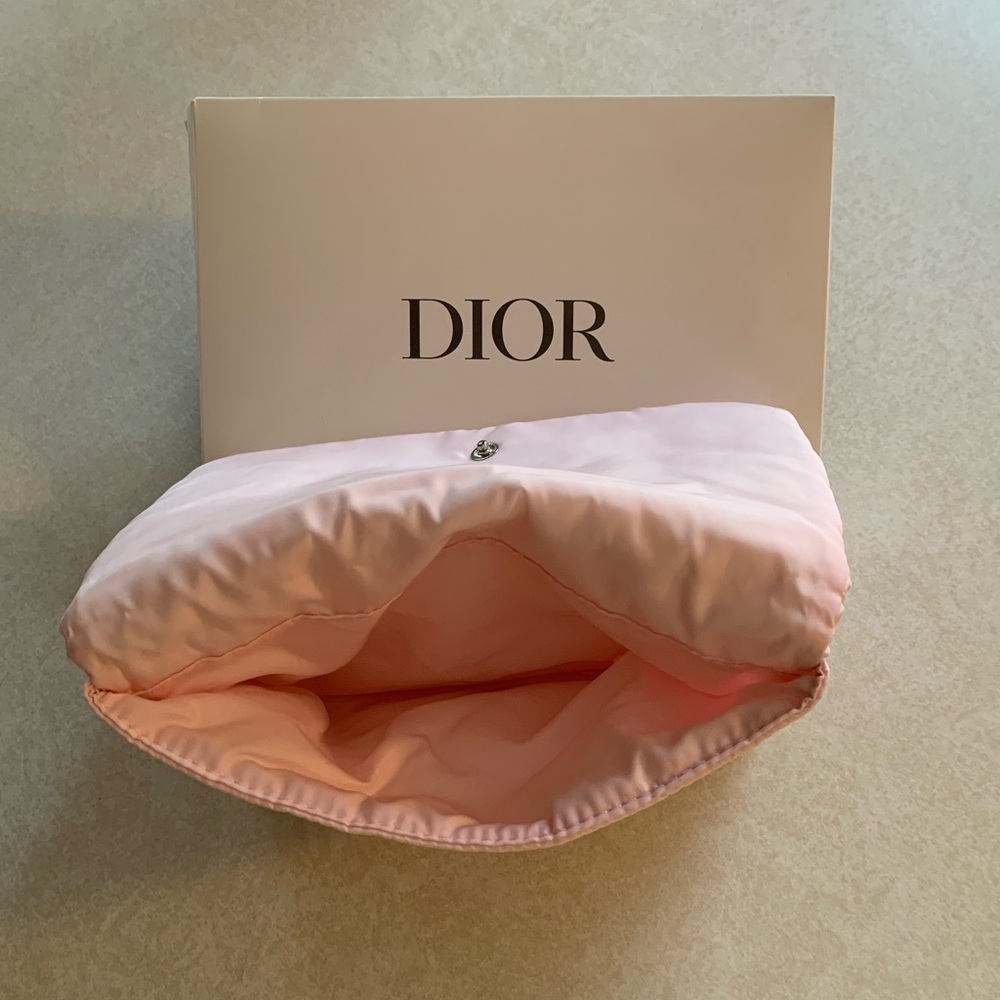 Dior Puffer Pink Pouch / Clutch - Picture 3 of 6